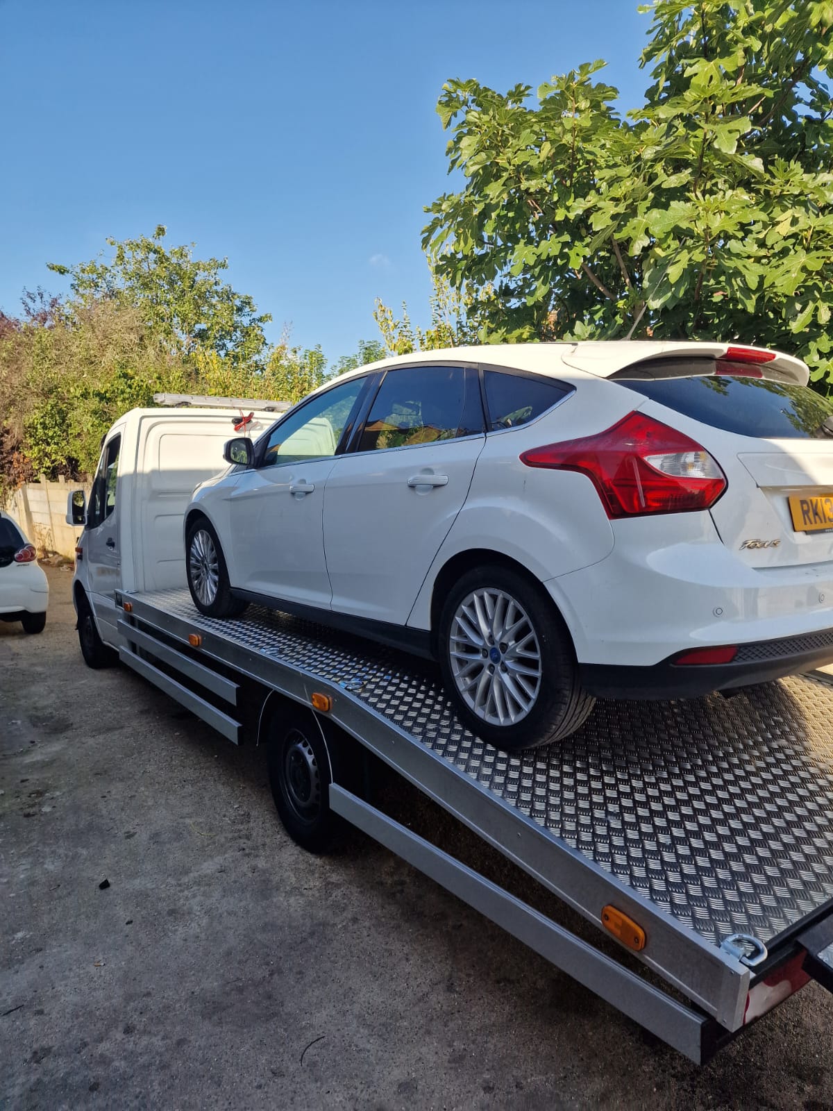 Tow truck in NW London